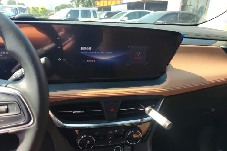 Used Buick Encore PLUS 2023 Smart Fun Edition
