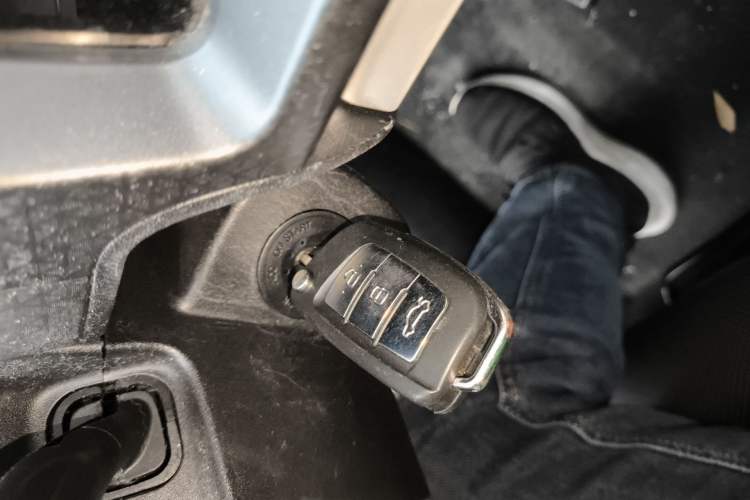 Used Geely Auto Vision X1 2017 1.3L Automatic Player Edition
