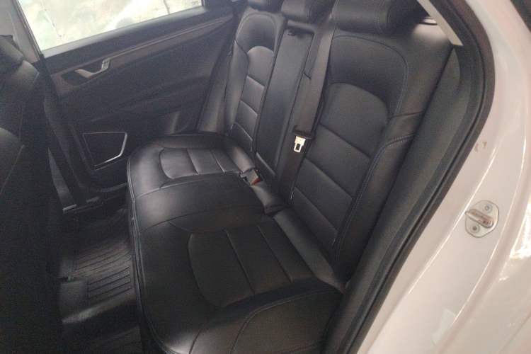 Used Geely Auto Emgrand New Energy 2021 EV Pro Extended Range Model Left Rear Seat