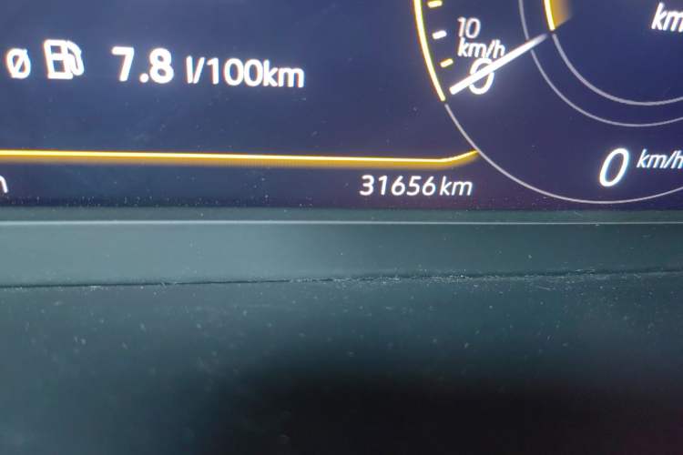 Used Volkswagen Lavida 2023 1.5L Automatic 5 Million Edition Odometer Close Up