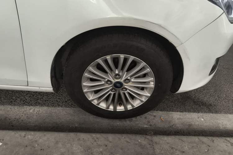 Used Ford Escort 2015 1.5L Automatic Comfort Edition