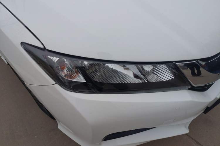 Used Honda City 2018 1.5L CVT Comfort Version Right Front Headlight