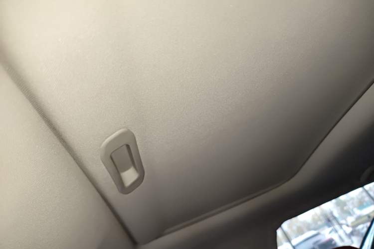 Used CHANGAN OSHAN X5 2021 Revised Version 1.5T DCT Luxury Edition
