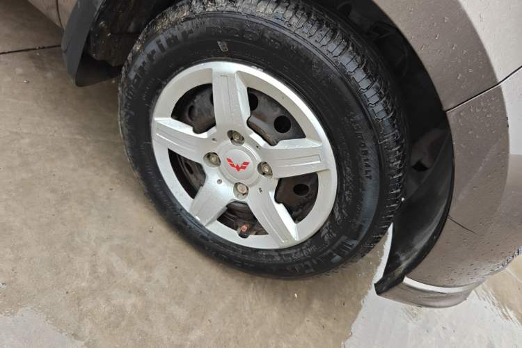 Used Wuling Hongguang 2015 1.2L S Base Model China V Standard