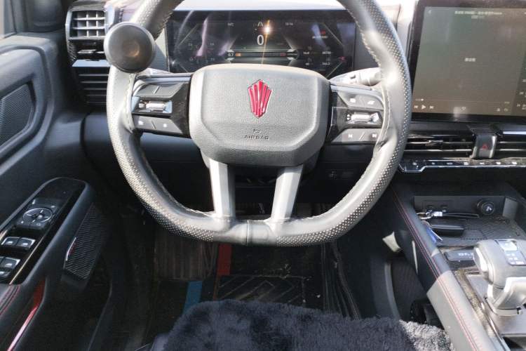 Used JMC DaDao 2024 Gantaner 2.3T Diesel Automatic 4x4 Boundless Edition Steering Wheel