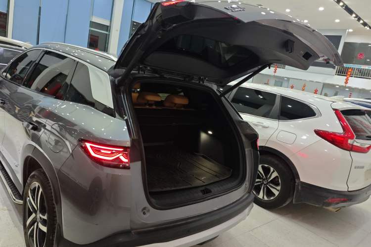 Used BYD Song L DM-i 2024 112 km Beyond Edition
