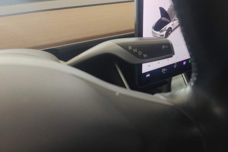 Used Tesla Model 3 2019 Long-Range All-Wheel-Drive Version