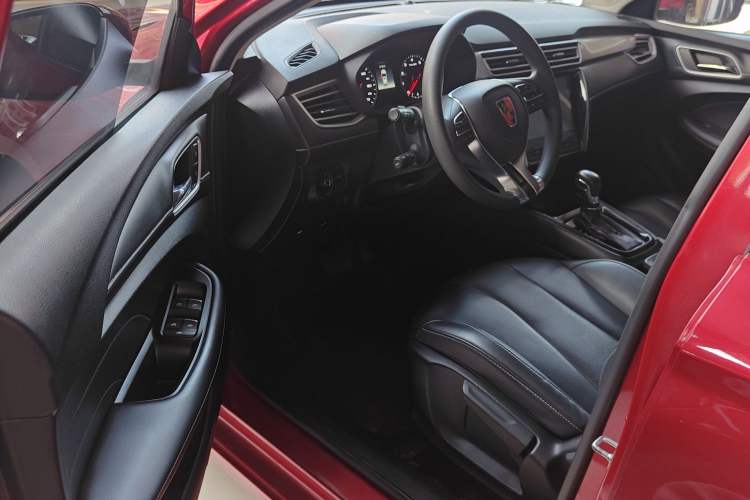 Used Roewe i5 2019 1.5L Automatic 4G Connected Langhao Edition