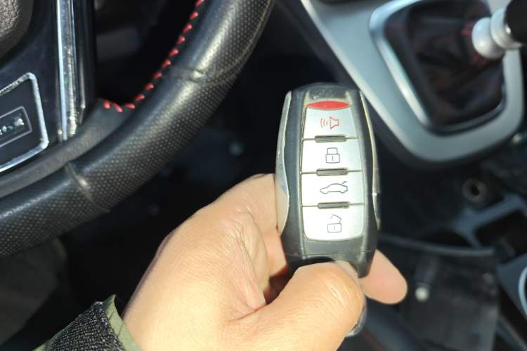 Used Haval M6 2019 1.5T Manual Two-Wheel Drive Elite Version China V Standard
