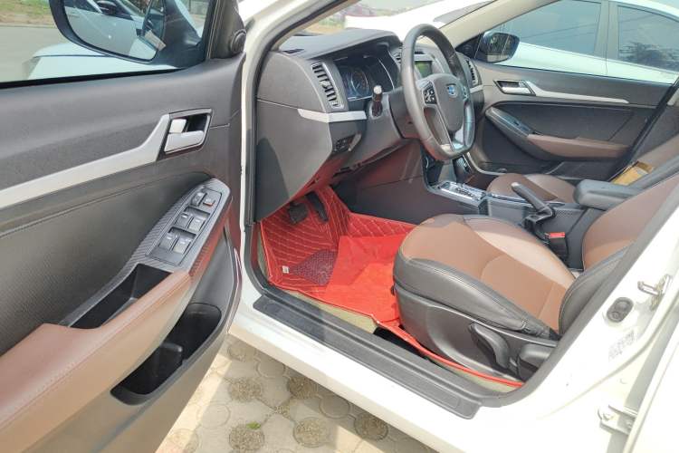 Used Geely Auto Vision 2017 1.5L Automatic Happiness Edition Driver Seat