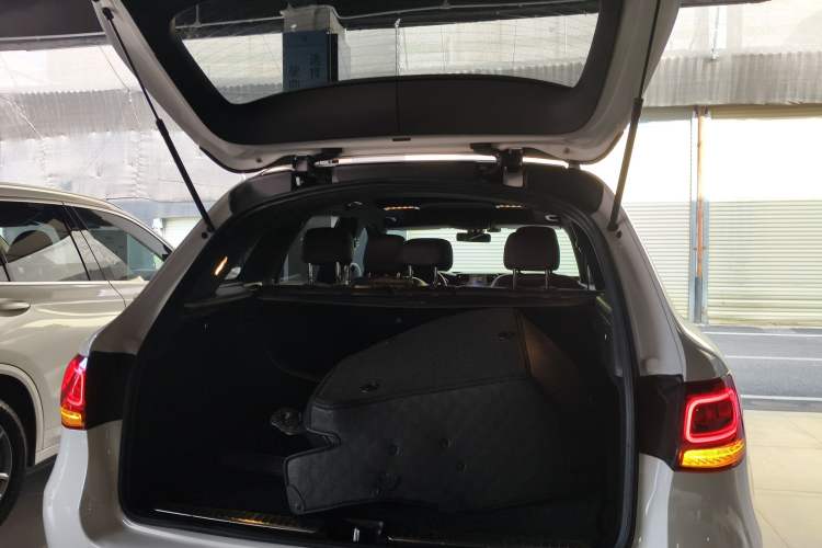 Used Mercedes-Benz GLC 2020 Facelifted GLC 260 L 4MATIC Dynamic Edition
