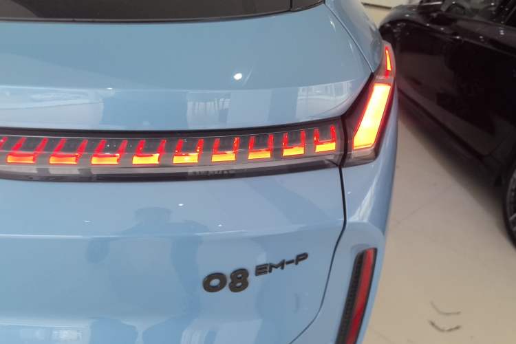 Used Lynk & Co 08 EM-P 2026 Model 210 Four-Wheel Drive Performance Ultra H7
