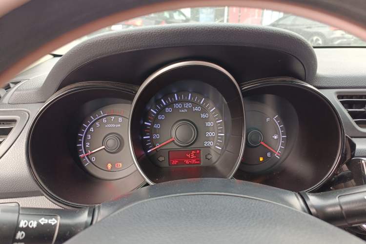 Used Kia K2 2015 Sedan 1.4L MT GLS Instrument Cluster