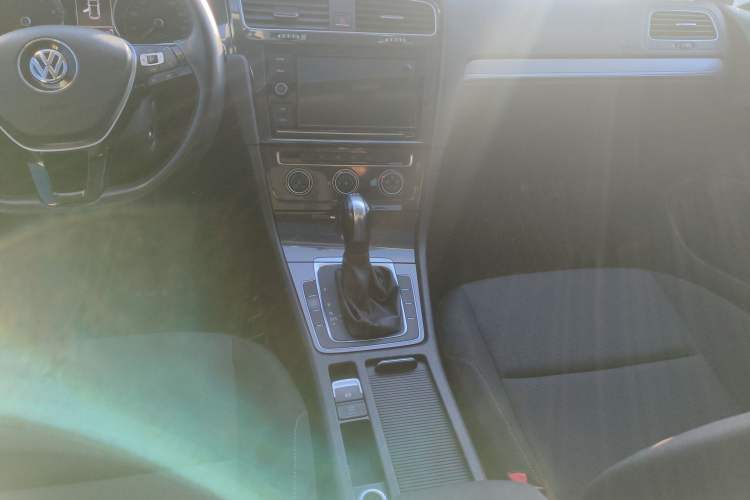 Used Volkswagen Golf 2019 200TSI DSG Comfort & Ambition Edition China VI Standard
