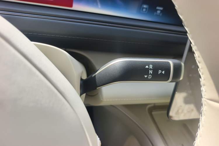 Used Nio ES8 2026 Model 6-seat Executive Luxury Edition Gear Lever