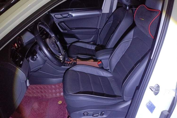 Used Volkswagen Tiguan L 2019 330TSI Automatic Two-Wheel Drive R-Line Flagship Model China VI Standard