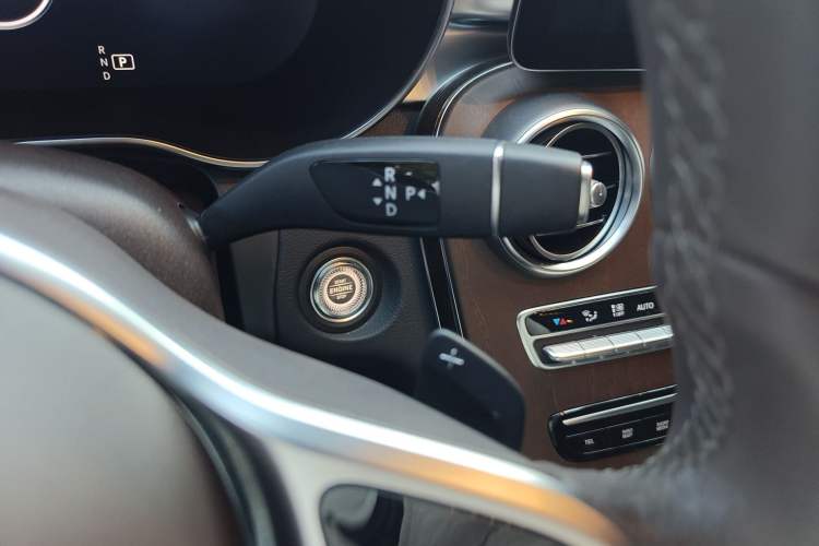 Used Mercedes-Benz GLC 2021 GLC 260 L 4MATIC Luxury Model
