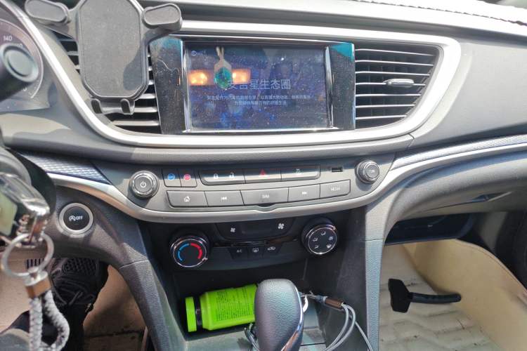 Used Buick GT 2021 Revised Version Flagship 1.5L Automatic Elite Edition Audio And AC Panel