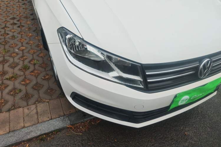 Used Volkswagen Santana 2016 1.6L Manual Fashion Edition
