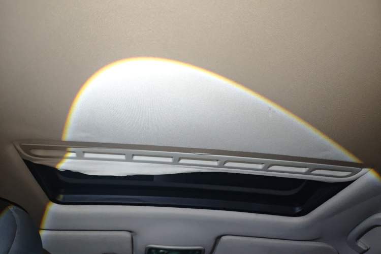 Used Roewe 350 2011 350S 1.5L Automatic Xunyue Edition