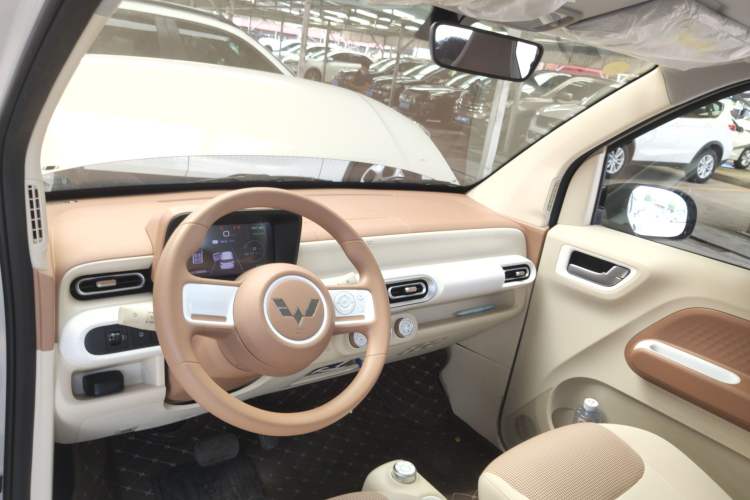 Used Wuling Hongguang MINIEV 2024 3rd Generation 215km Youth Edition