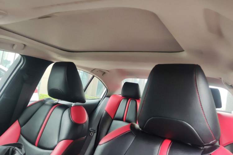 Used Toyota Corolla 2021 Dual-Motor 1.8L E-CVT Elite Edition Headliner