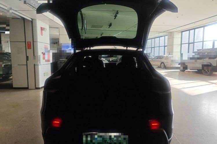 Used Tesla Model Y 2025 Rear-Wheel-Drive Version