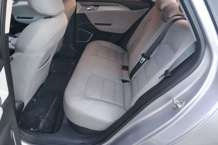 Used Geometry A 2019 Upgraded Model High-Resolution Standard Range Square Edition
