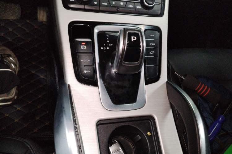 Used Geely Auto Emgrand X7 Sport 2020 1.8TD DCT Two-Wheel Drive Zhiya Model