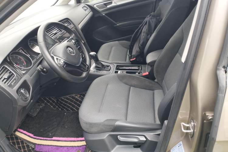 Used Volkswagen Golf 2020 280TSI DSG Comfort Version Left Front Seat