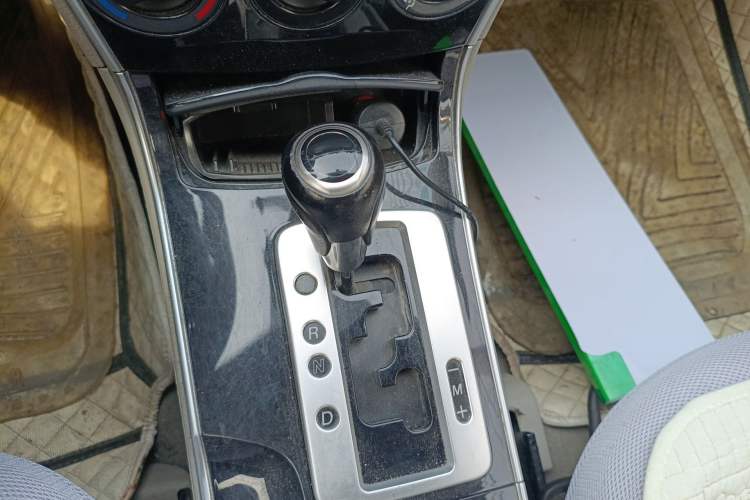 Used Mazda 6 2012 2.0L Automatic Fashion Edition Gear Lever