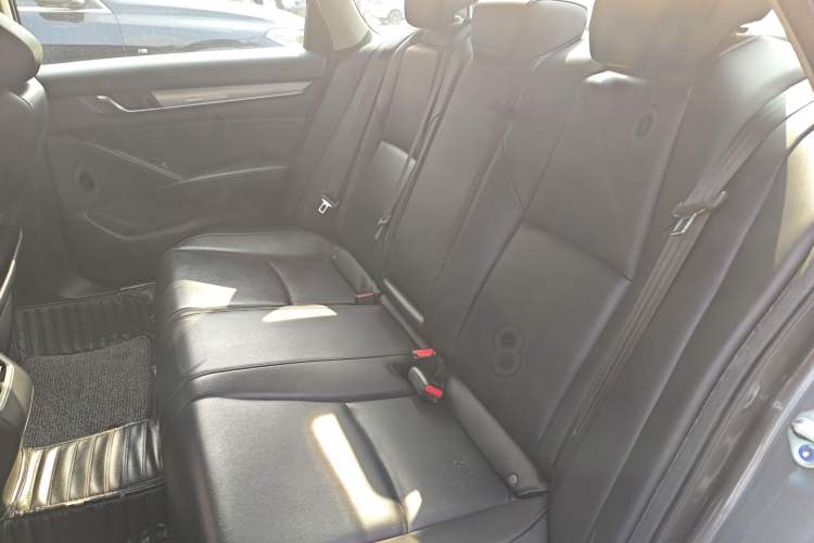 Used Honda Accord 2018 260TURBO Luxury Edition China V Emission Standard
