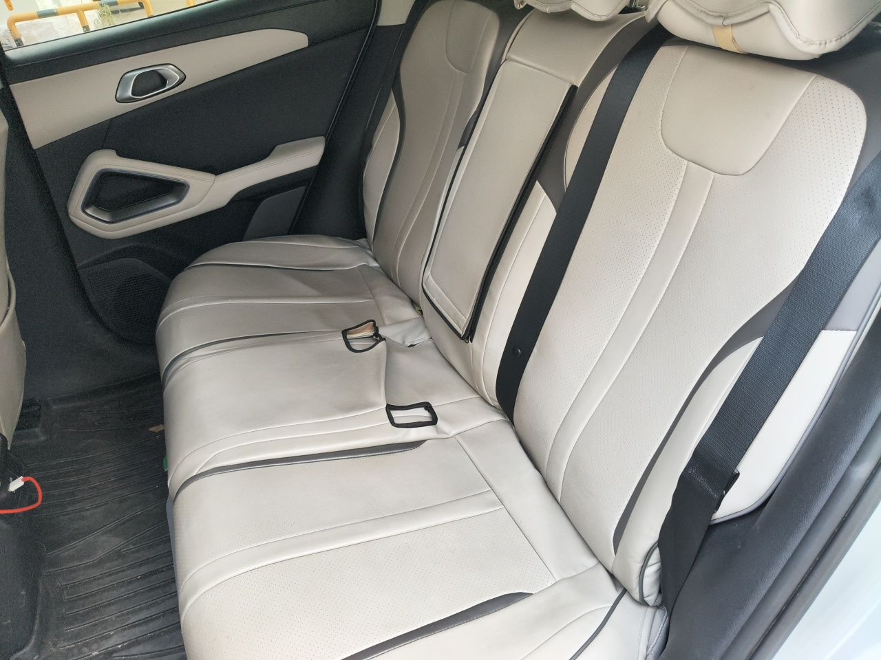 BYD Yuan UP 2025 Intelligent Driving Version 401 km Leading Edition — снимка 17