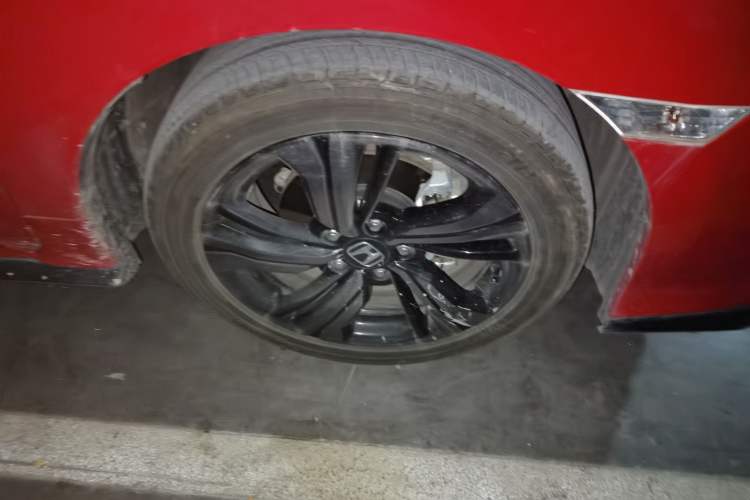 Used Honda Civic 2021 HATCHBACK 220TURBO CVT Dynamic Control Right Front Wheel Hub