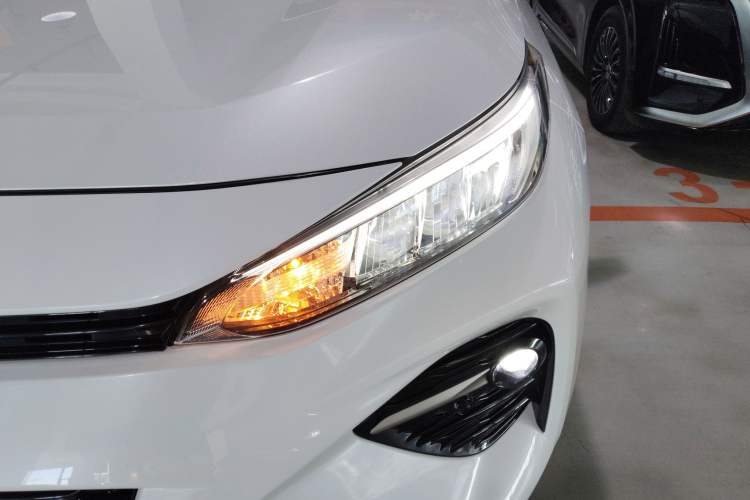 Used Toyota Wildlander 2024 2.0L CVT Two-Wheel Drive Leading Edition