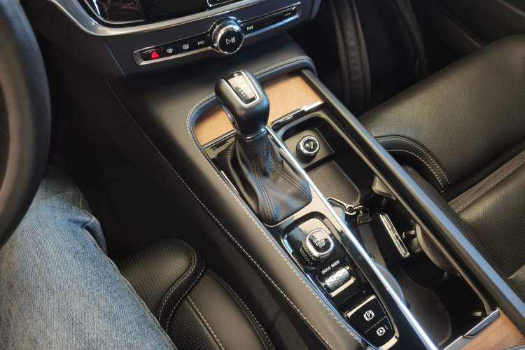 Used Volvo S90 2018 T5 Prestige Edition