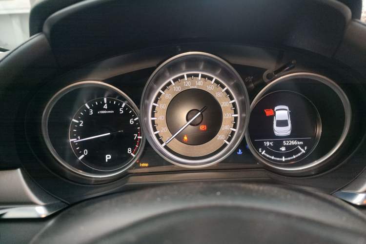 Used Mazda Atenza 2021 2.0L Blue Sky Luxury Edition
