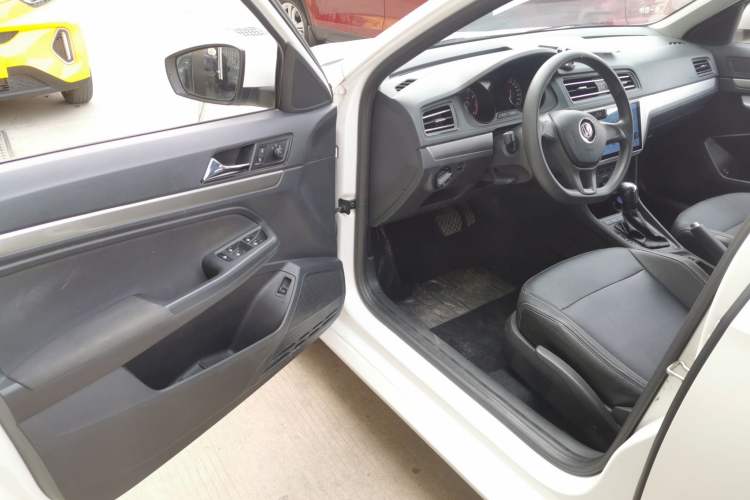 Used Volkswagen Lavida 2019 Lavida Start 1.5L Automatic Trendy Version China VI Standard
