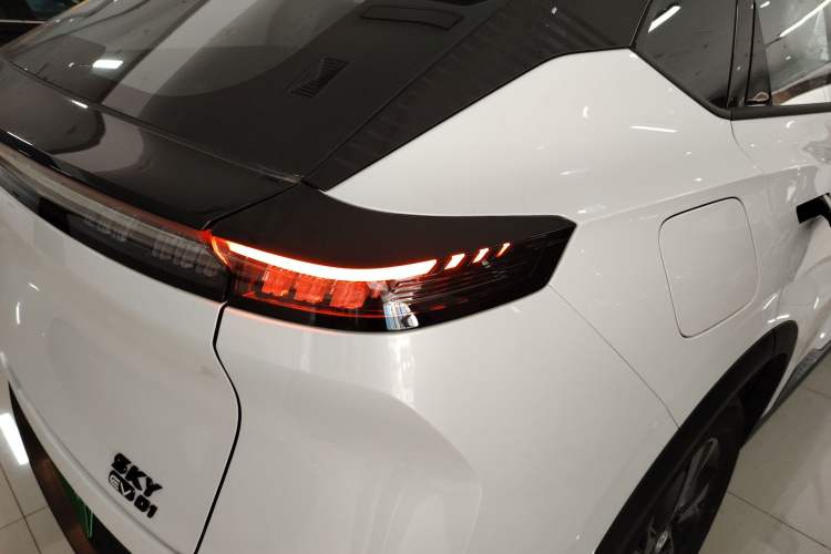 Used Dongfeng Aeolus SKY EV01 2025 530 km AIR Elite Edition
