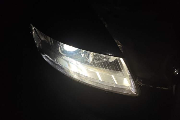 Used Audi A6L 2009 2.4L Comfort Edition Right Front Headlight