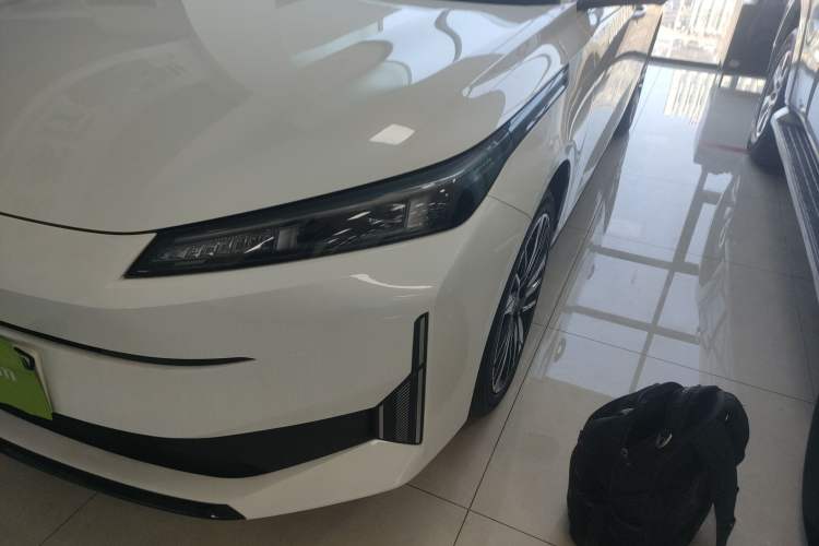 Used CHANGAN NEVO A05 2025 Truly Delicious Version 145 Excellence Edition Left Front Headlight