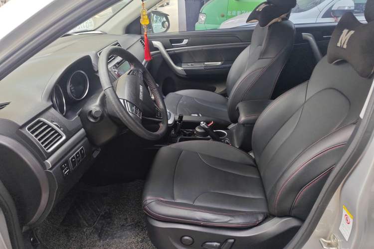 Used Haval H6 2017 Red-Label Sport Edition 1.5T Automatic Two-Wheel Drive Luxury Model
