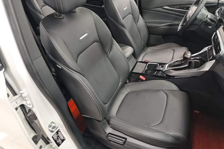 Used SAIC MAXUS G50 2019 1.5T Automatic Luxury Edition China VI Standard
