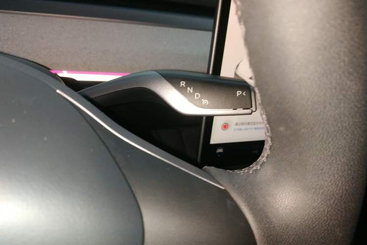 Used Tesla Model Y 2023 Long-Range All-Wheel-Drive Version
