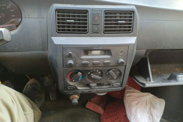 Used Wuling Rongguang 2011 1.2L Base Version