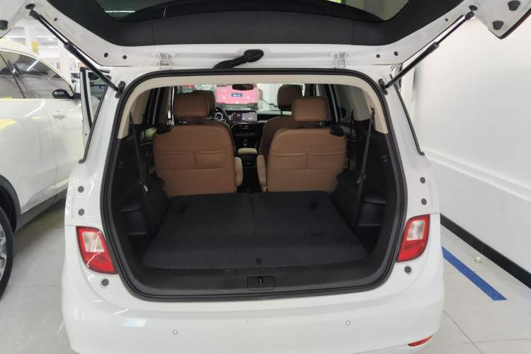 Used Buick GL6 2021 323T Mild Hybrid Connect Luxury Model
