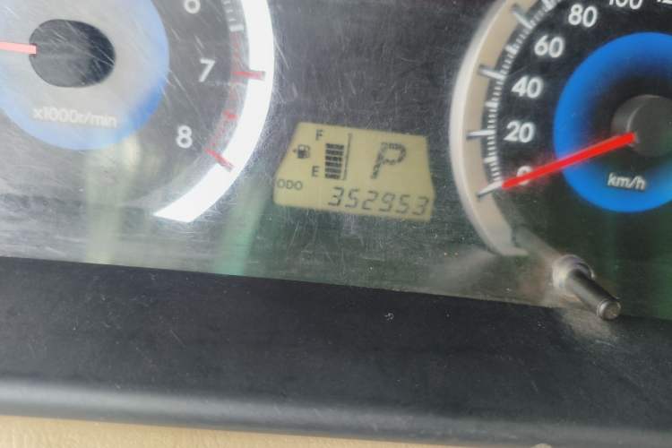 Used Toyota Corolla EX 2013 1.6L Automatic Luxury Edition