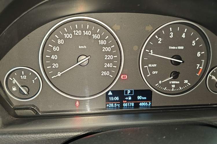 Used BMW 3 Series 2017 318i Fashion Model
