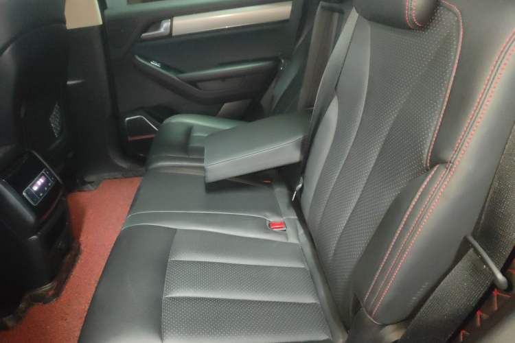 Used BYD Tang New Energy 2018 DM 2.0T All-Wheel Drive Smart Connect & Enjoyment Model 7 Seats China V Emission Standard Left Rear Seat