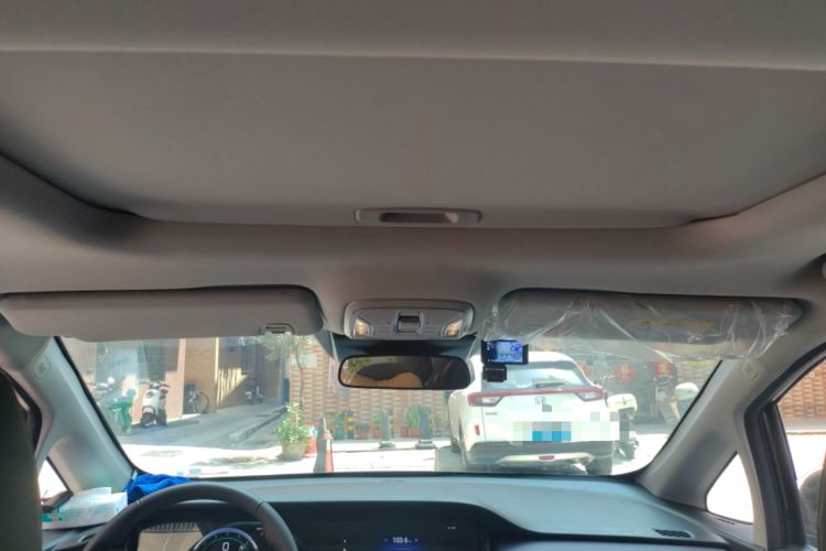 Used GAC Trumpchi M6 2025 Model MAX 270T WDCT Luxury Edition Headliner